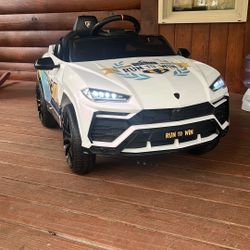Mini Lamborghini 12 volt car 