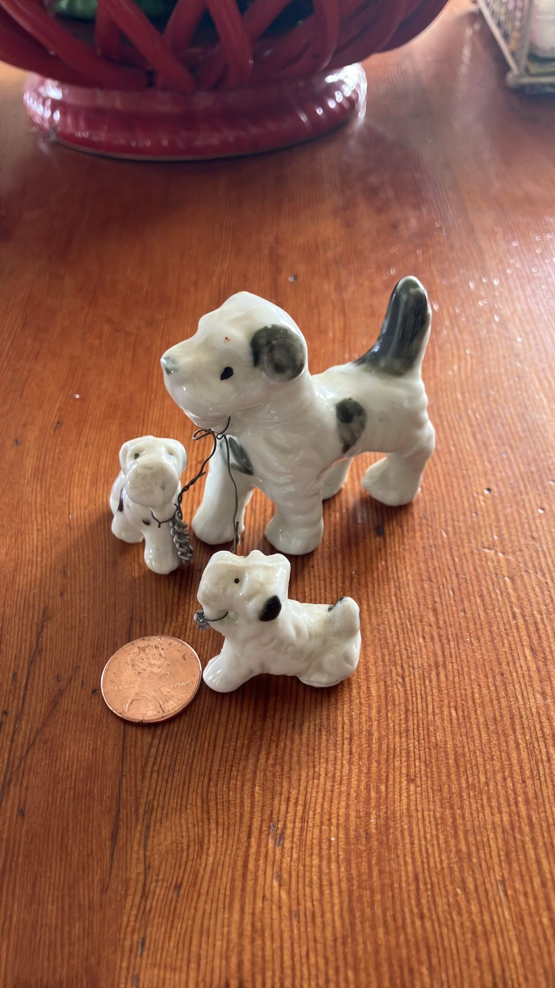 Vintage porcelain dogs