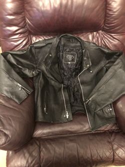 Women’s Leather Jacket Size M