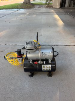 Small compressor