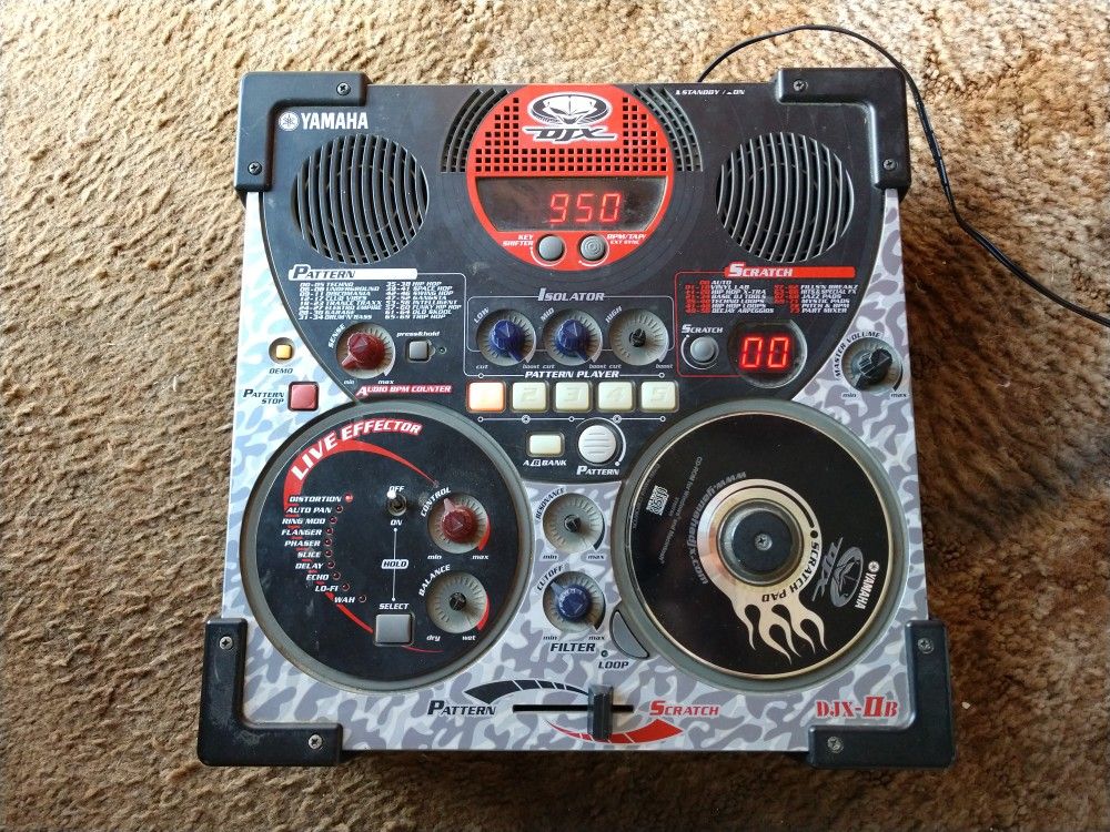 Yamaha DJX IIb DJ Machine / Sequencer / Drum machine / Groove box