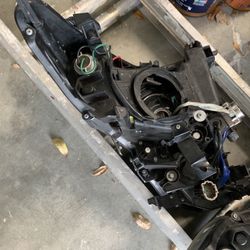 2009 Infiniti G 37 Front Head Lights