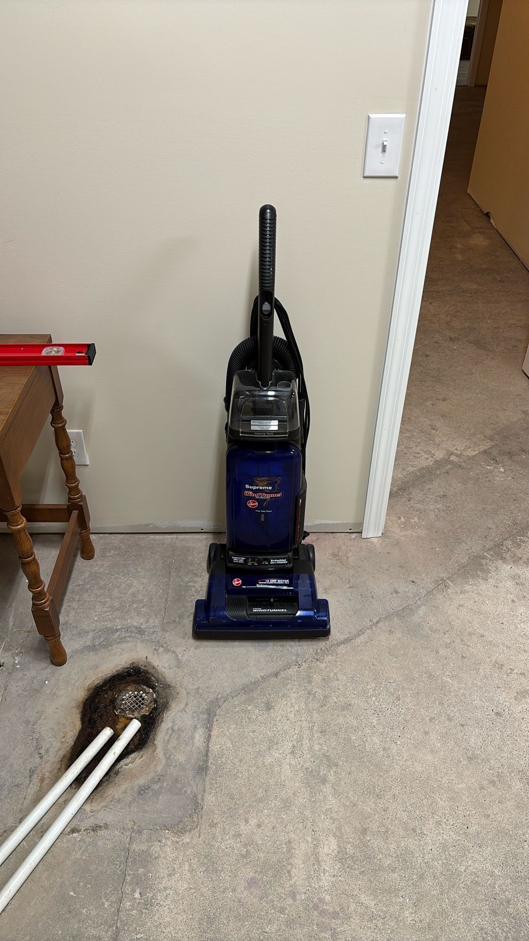 Hoover Supreme Vacuum Cleaner