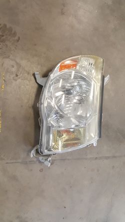 Toyota Tacoma head light