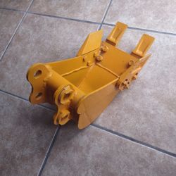 8" Bucket For Your Diggers New