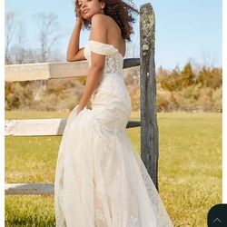 New Never Worn Wedding Dress Mermaid