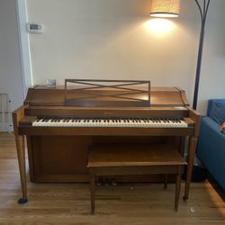 Piano - Free 