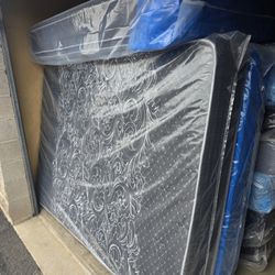 Mattress Monday Single Twin Mattress 99 Full Double 159 Queen Bed 179 King 229 California King 229 Frame 69 XL Twin Mattresses Se Habla Espanol 