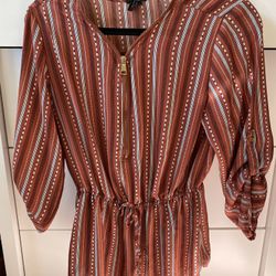 Dressy top $5 size:M