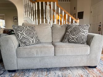 Free love seat/sofa