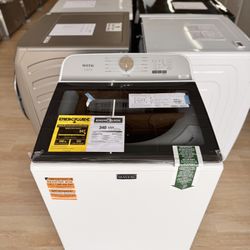 Brand-New Maytag - 4.7 Cu. Ft. High Efficiency Top Load Washer with Pet Pro System - White Model: MVW6500MW