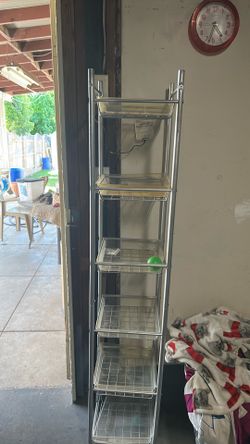Shelves for your hobby and crafting