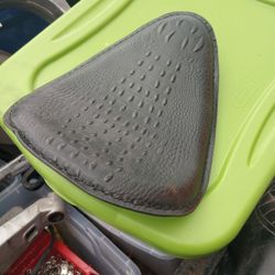 Honda Suzuki Yamaha Kawasaki Harley-Davidson Seats