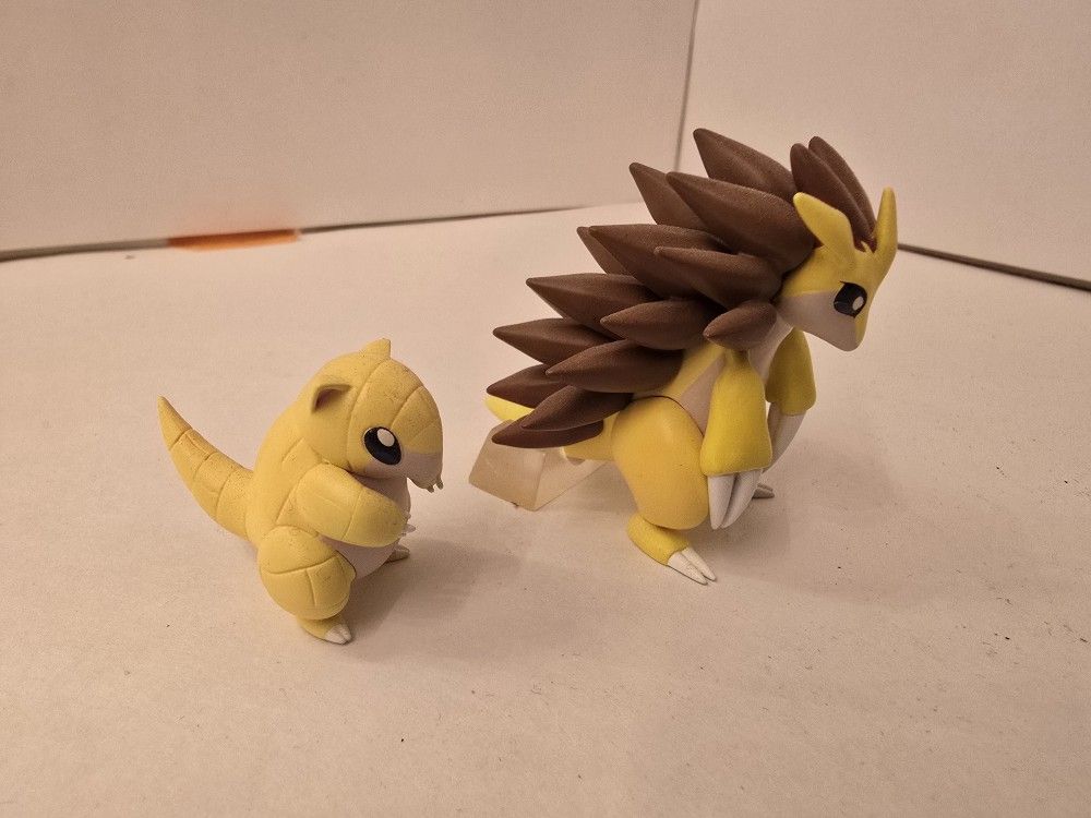 Pokemon 1/20 Scale World Sandshrew and Sandslash (SXG Studio)