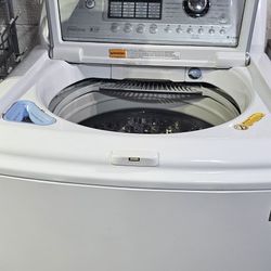 LG Washer & Dryer Set