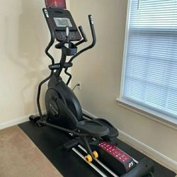 NEW!  Sole E25 Elliptical Machine