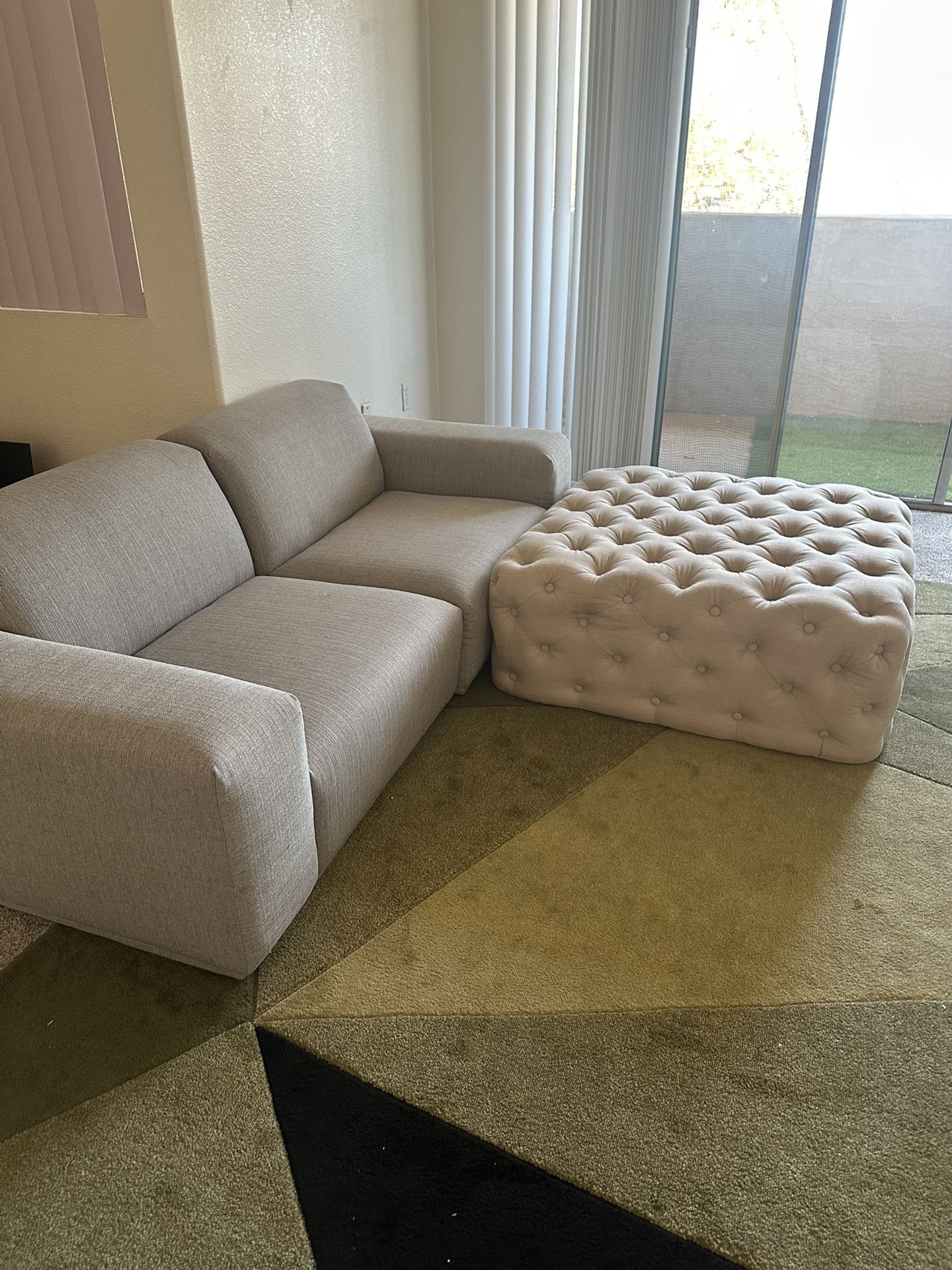 Modular Couch With Ottoman