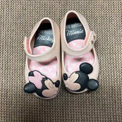 Mini Melissa Size 5