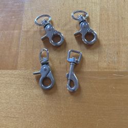 4 Silver Key Rings