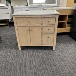 36” Bathroom Vanity In Wood Color 