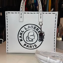 Used Once - Come With Duster Bag