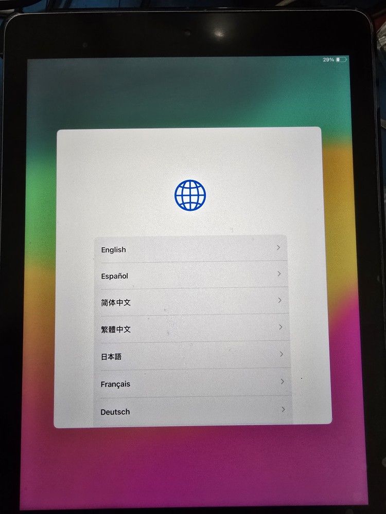 iPad (6th generation) 32GB Space Gray A1893 WiFi Only