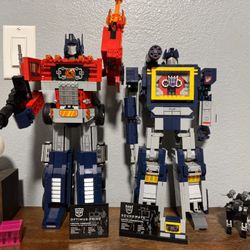 Lego Optimus Prime And Soundwave 
