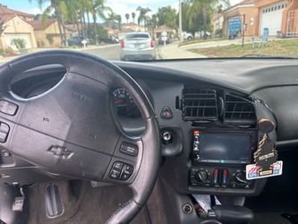 2002 Chevrolet Monte Carlo