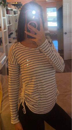 Abercrombie & Fitch Black and White Striped Long-Sleeve Side-Tie Top