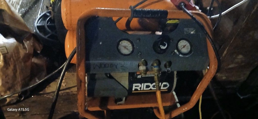 Ridged Double Stack Compressor Plug-in
