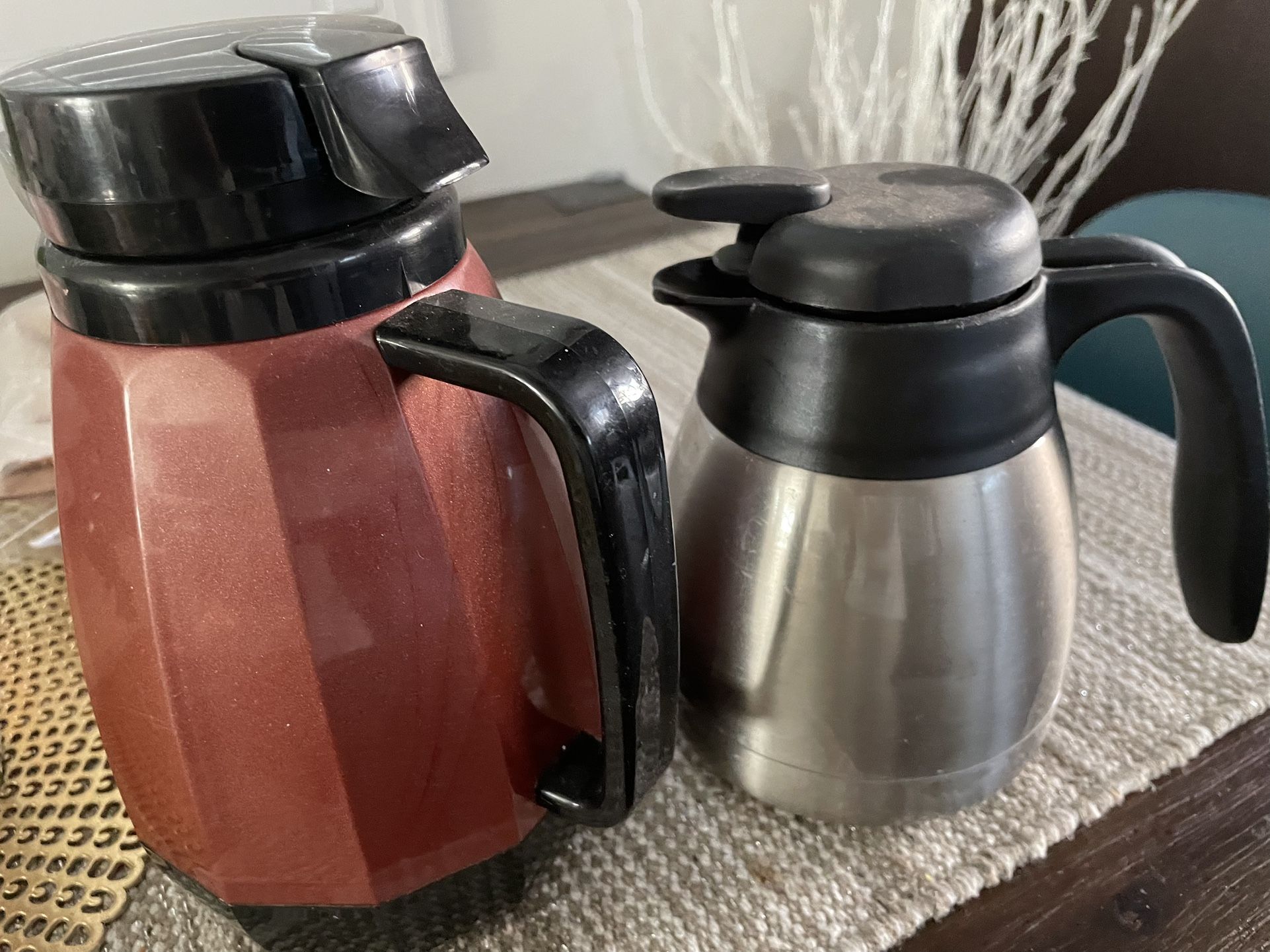 Hot/cold Carafs