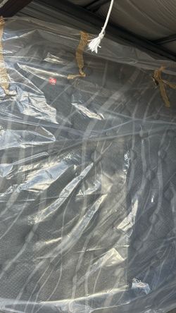 King Size Mattress Good Conditions 