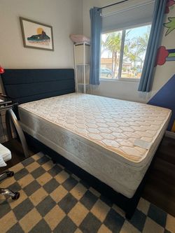 Full Size AMOLIFE Upholstered Bed Frame + Mattress – Like New