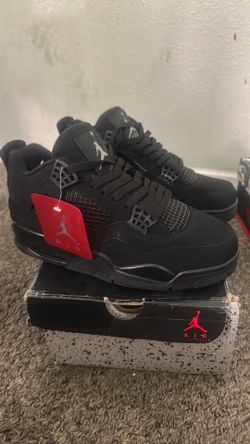Black cat 4s