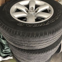 265/70R18 Nissan Titan/Armada 18” wheels and tires