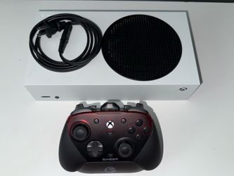 Xbox Series S 500GB w/ accessories