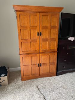 Shaker hutch