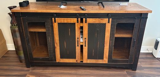 Rustic Farmhouse TV Stand
