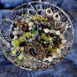 Mystery Jewelry in Glass dish w/lid