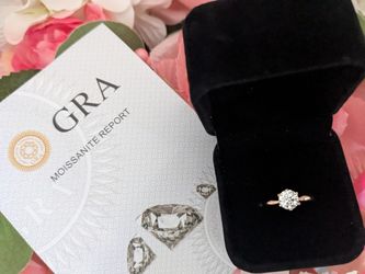 1CT Moissanite Diamond Alternative Rose Gold Engagement Ring - Size  6 