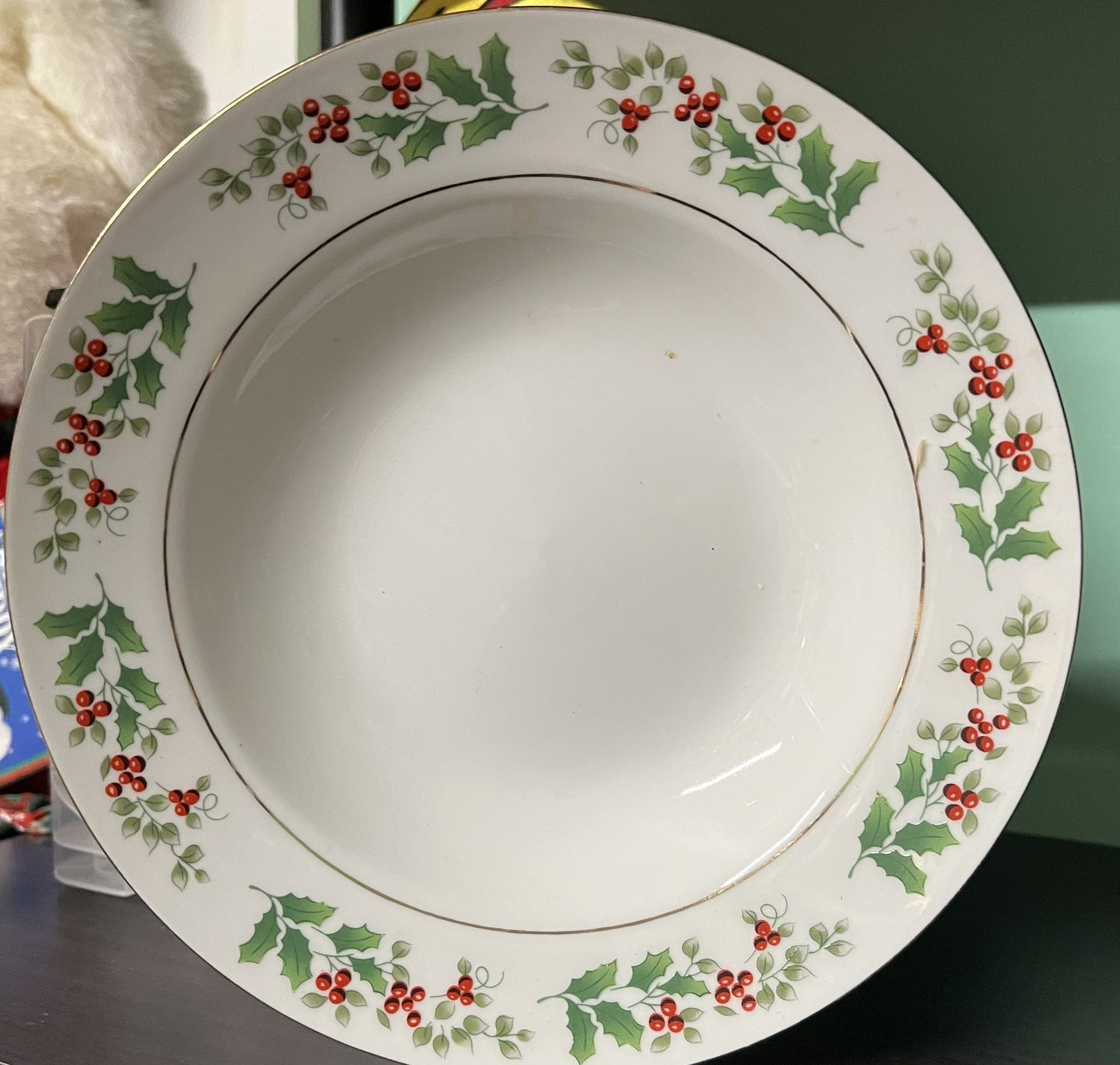 1 piece Gibson replacement China CHRISTMAS CHARM HOLLY & BERRIES Gold Rim.