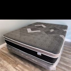 Queen Oasis Thermal Comfort Europillow Top 12inch Mattress!!