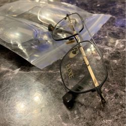 LUXE DiCaprio Unisex Frames!