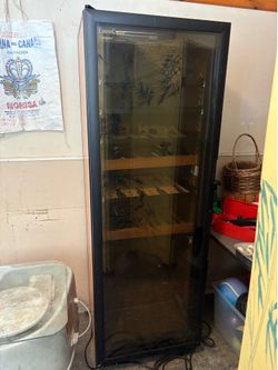 Euro Cave Wine Refrigerator