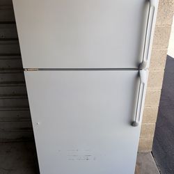 White Kenmore Refrigerator And Freezer