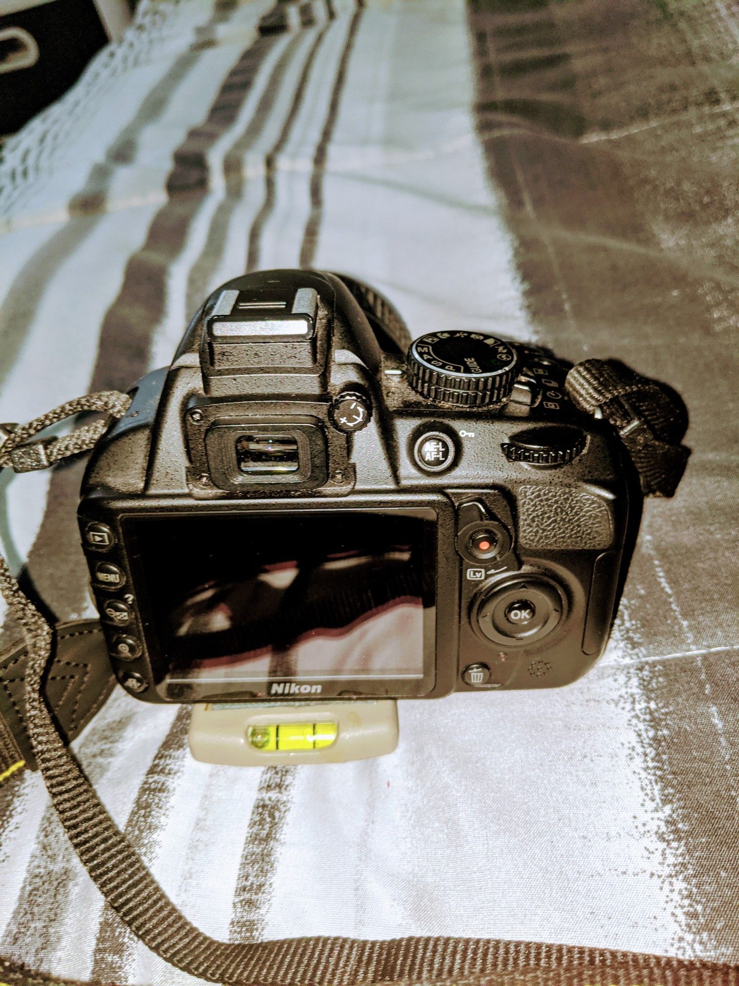 Nikon D3100 used