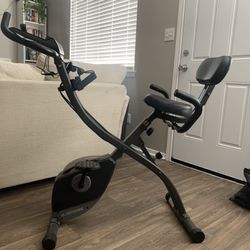 Bike Exercise Machine Great Condition! Everything works!