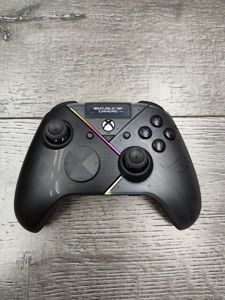 Asus ROG Raikiri Pro Controller For XBOX, PC, ALLY With OLED Screen