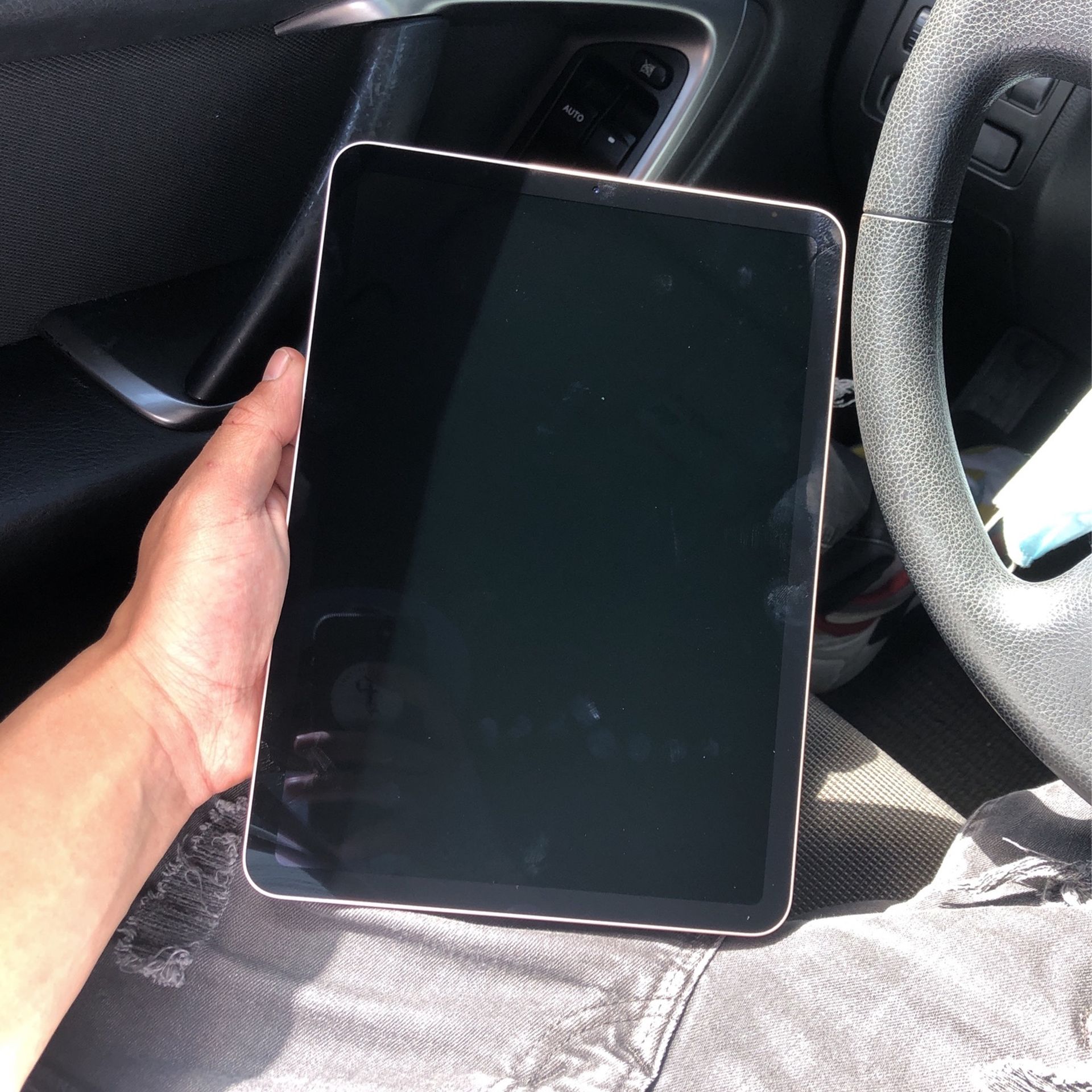 Apple iPad Air 4th Gen New In Box With Charger