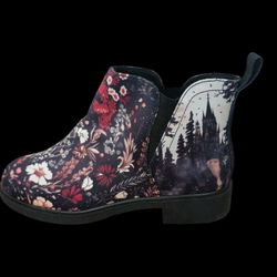 Rogue + Wolf "Dark Fairytale Classics"Floral & Gothic Boots - Size US 8 (Vegan